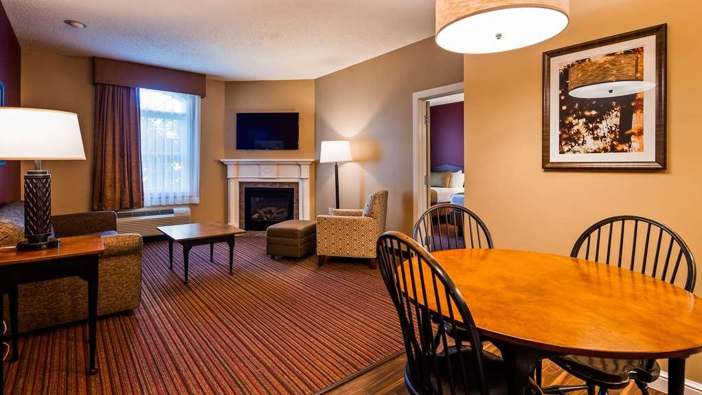Best Western Plus Dutch Haus Inn And Suites Columbiana Quarto foto